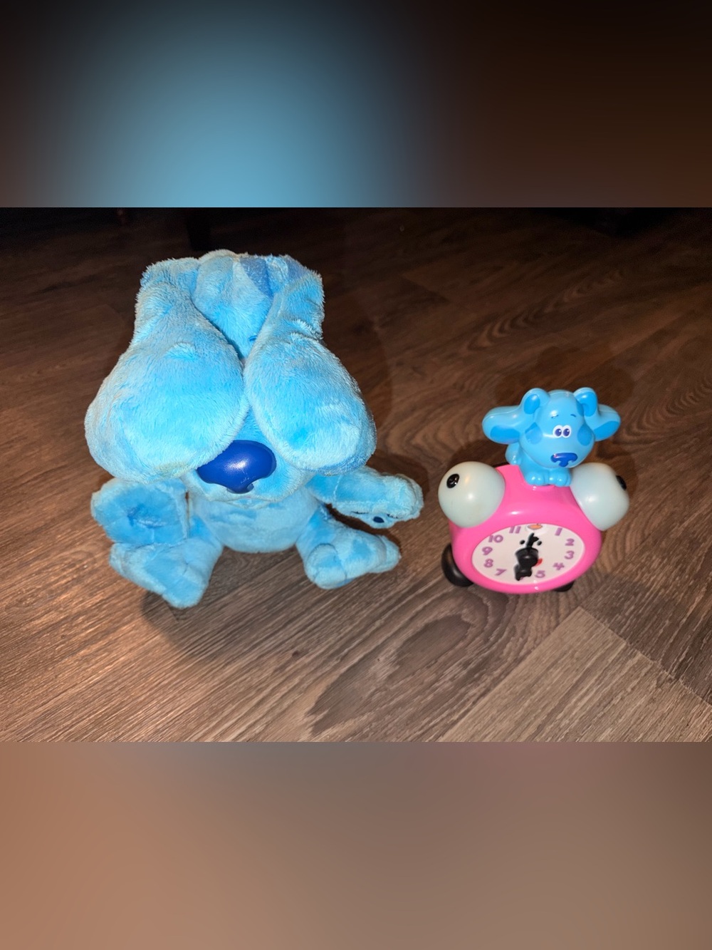 Blues clues dog and alarm clock set